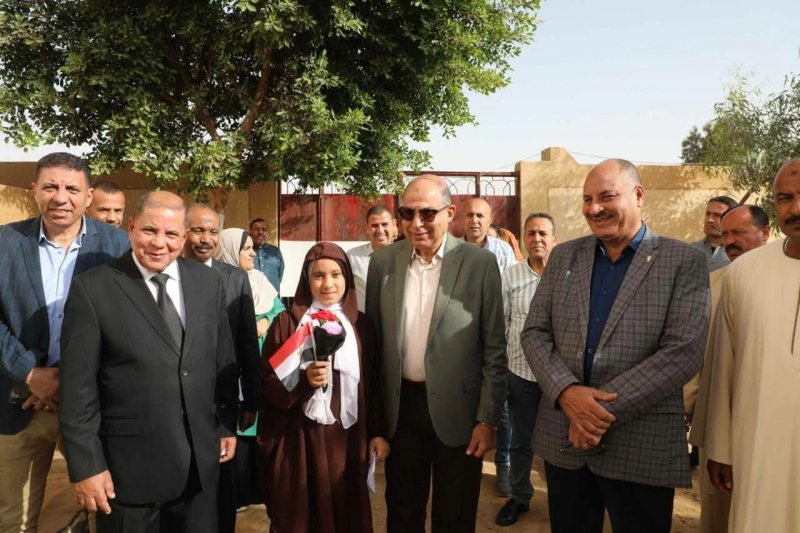 انتظام الدراسة بمدرسة الأمل للتعليم الأساسي في سمالوط بالمنيا