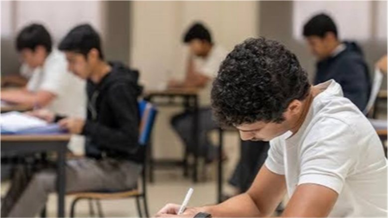 موعد إجازة نصف العام 2027.. تاريخ انتهاء امتحانات الترم الأول وعودة الدراسة