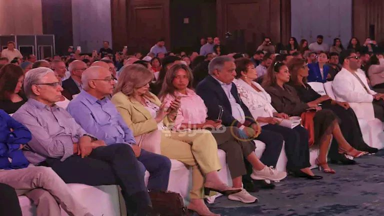 نجوم الفن يحضرون مؤتمر مهرجان القاهرة السينمائي بينهم ليلى علوي وإلهام شاهين