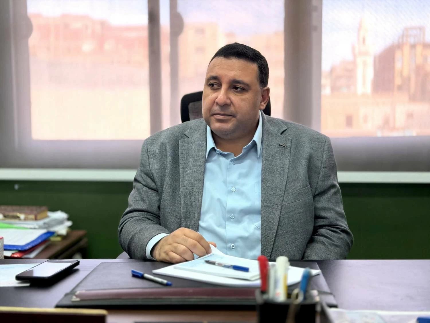 تعقيم الشبكات وفحص العينات بمحطات مياه الشرب بمحافظات القناة
