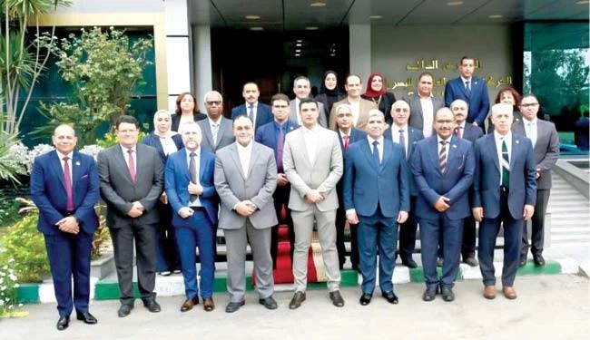وزير الصناعة يتفقد «العربية العالمية للبصريات» لتعزيز القدرات التكنولوجية