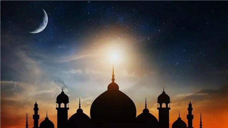موعد أذان الفجر.. مواقيت الصلاة غدا الإثنين 19 أكتوبر 2026