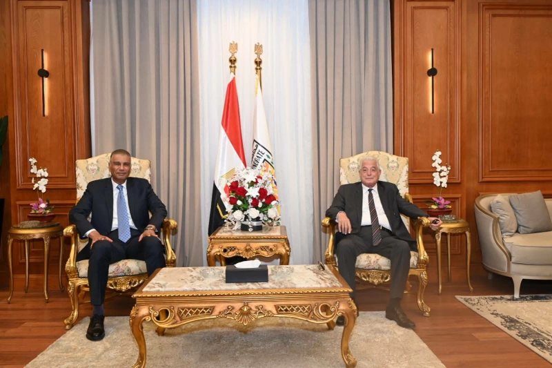 محافظ جنوب سيناء يستقبل مستشار رئيس الجمهورية للتنمية المحلية
