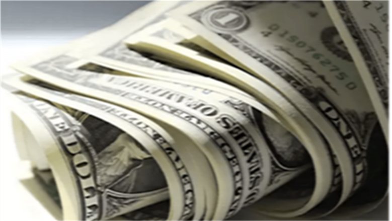سعر الدولار اليوم الجمعة في مصر .. آخر تحديث من البنك المركزي