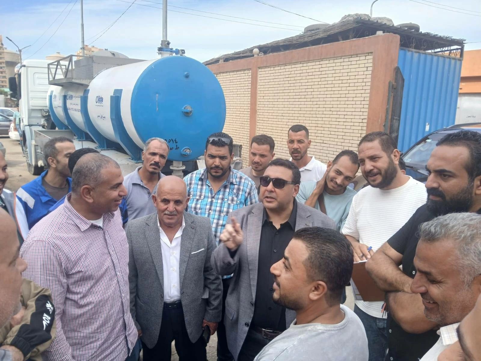 استعدادات قصوى وجاهزية لمعدات للأمطار والسيول في فصل الشتاء بمحافظات القناة