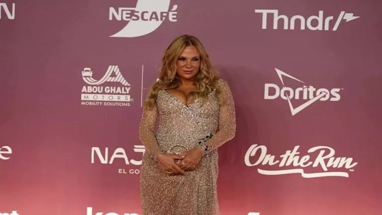 7 فساتين جريئة ومُلفتة للنجمات في مهرجان الجونة السينمائي
