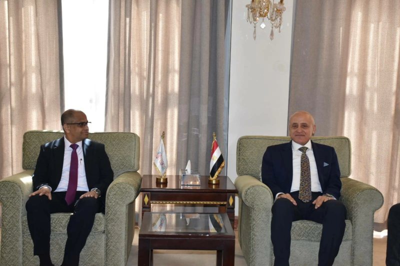 محافظ الأقصر يستقبل سفير سريلانكا لدى القاهرة لبحث تعزيز التعاون المشترك