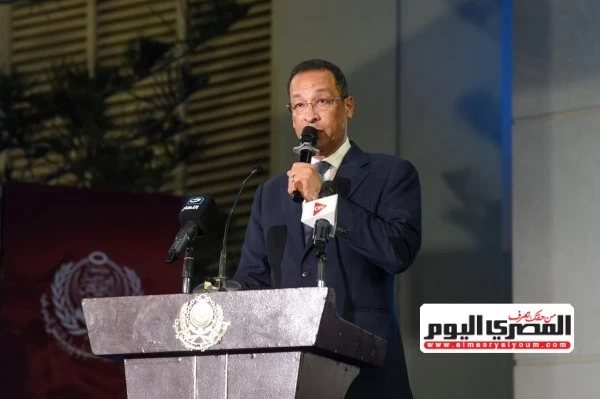 وزير الاتصالات: المواطن محور التحول الرقمي.. ومنصة مصر الرقمية تقدم 250 خدمة حاليا