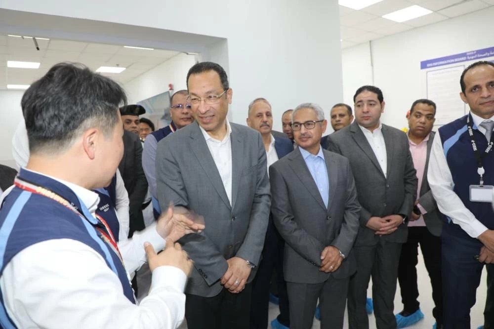 وزير الاتصالات: استراتيجيتنا تتضمن تقديم 400 خدمة رقمية و12 مليار دولار صادرات وإنتاج 30 مليون هاتف محمول