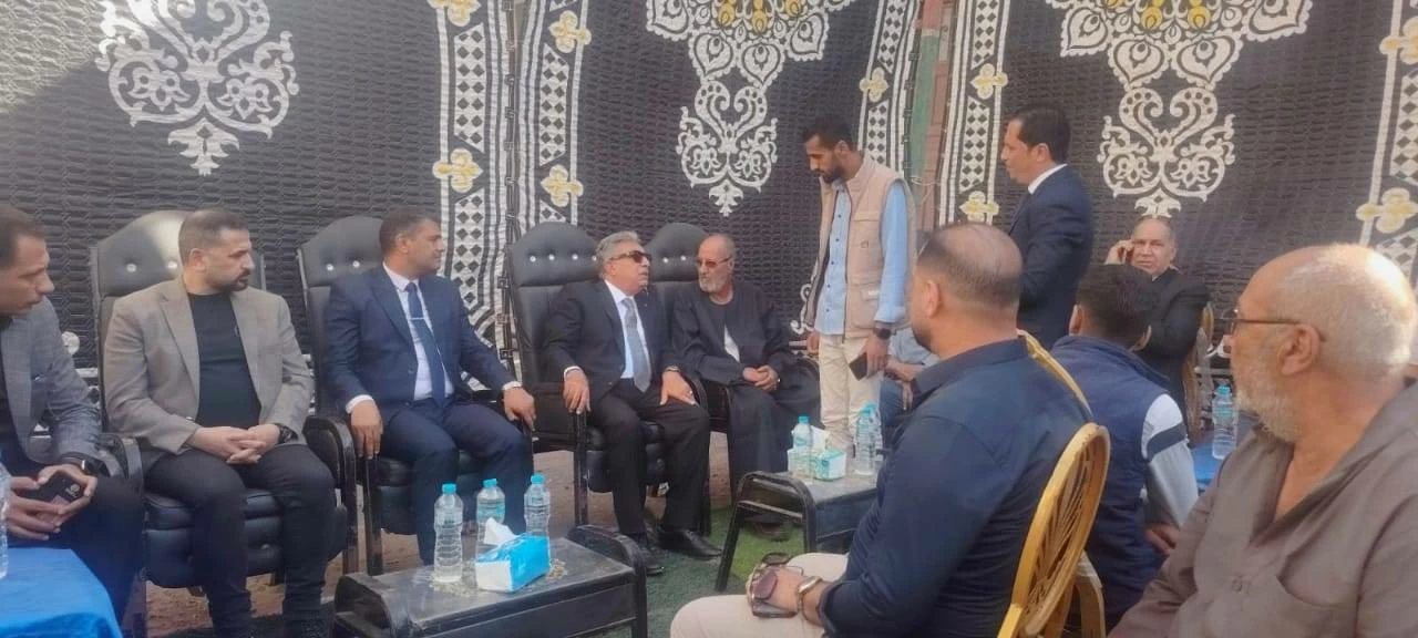 محافظ الدقهلية يعزي أسرتي السائقين المقتولين في واقعة إطلاق النار في السودان