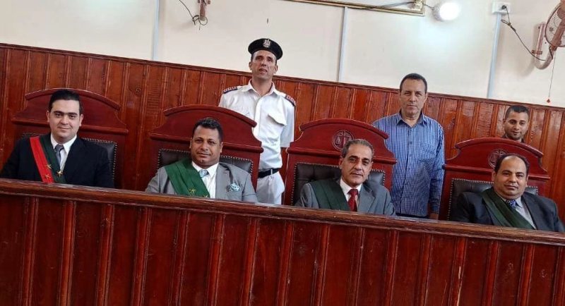«استعراض قوة ضد موظفين حكوميين».. المشدد سنة لعامل في المنيا