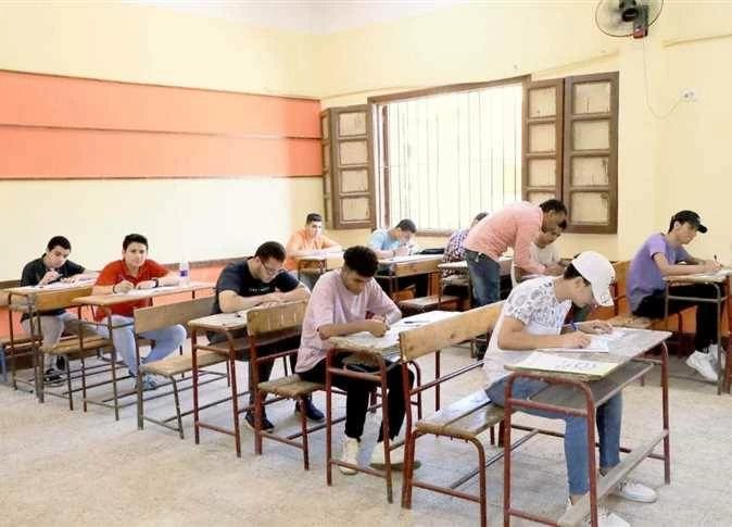 موعد تطبيق قرار إضافة اللغة العربية والتاريخ للمجموع بالمدارس الدولية