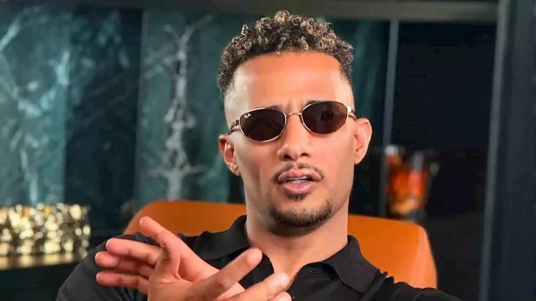محمد رمضان يعلن إصابته في كواليس "عشماوي" والجمهور يعلق:" نمر خربش أسد"
