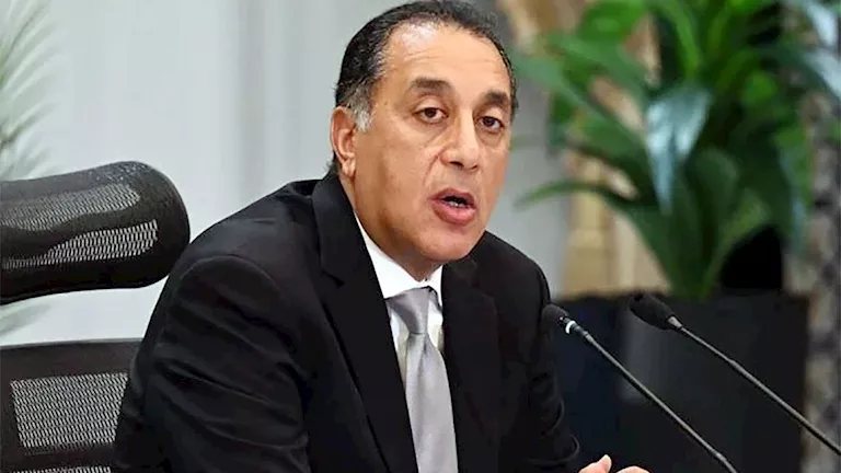 الحكومة تصدر 17 قرارًا مهما.. أبرزها العدادات الكودية والإيجار القديم