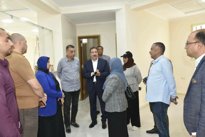 توجيهات بالبدء في التجهيزات النهائية لمبنى خدمات التأمين الصحي الشامل الجديد ببورسعيد