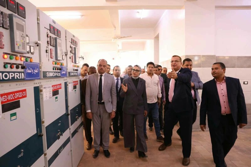 بتكلفة 14 مليون جنيه.. محافظ الوادي الجديد تفتتح مبنى هندسة كهرباء بلاط الجديد لدعم كفاءة الشبكة ومواكبة التوسعات التنموية